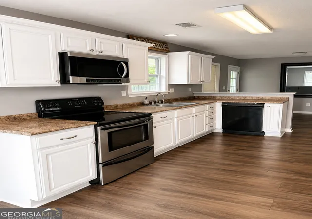 3rd image of 3172 Ga Hwy 130 W, Vidalia, GA 30474 | MLS# 10816747