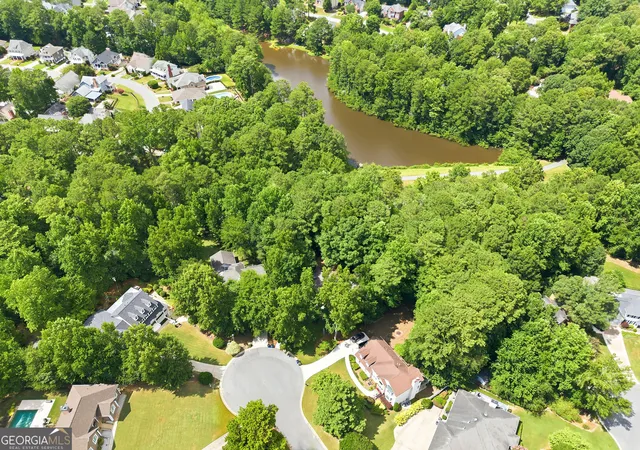 Photo 2 of Single family home for sale at 806 Carradale Ct, Peachtree City, GA 30269 | MLS# 10807642 | Listing updated on 2026-08-06