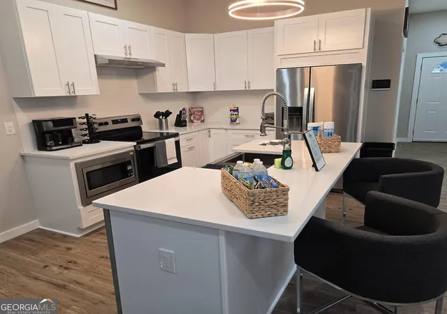Photo 2 of Single family home for sale at 962 Welch St Sw, Atlanta, GA 30310 | MLS# 10801945 | Listing updated on 2026-07-23