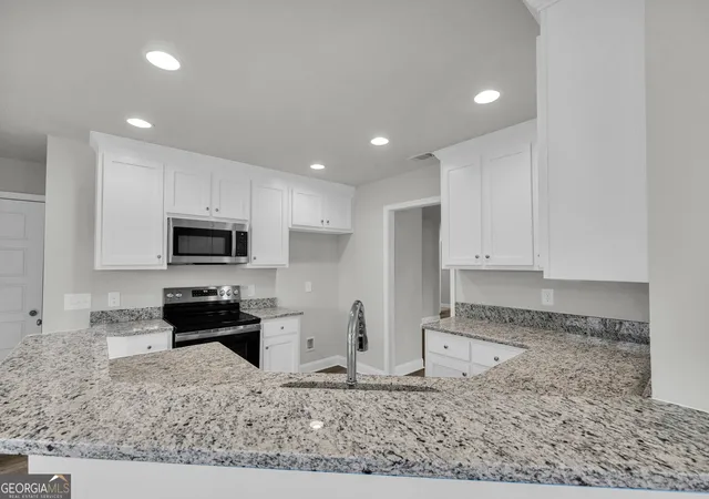 3rd image of 167 Sewell Rd, Lavonia, GA 30553 | MLS# 10772026
