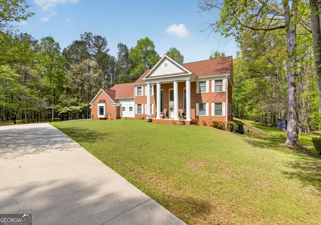 Photo 3 of Single family home for sale at 3035 Mt Zion Rd, Oxford, GA 30054 | MLS# 10771404 | Listing updated on 2026-07-13