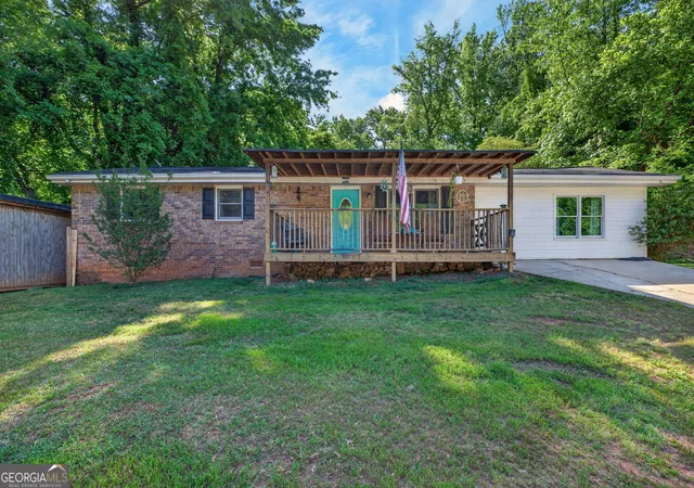Homes for sale in Lithia Springs, GA | 3680 Briar Dr, Lithia Springs, GA 30122 | MLS# 10738072
