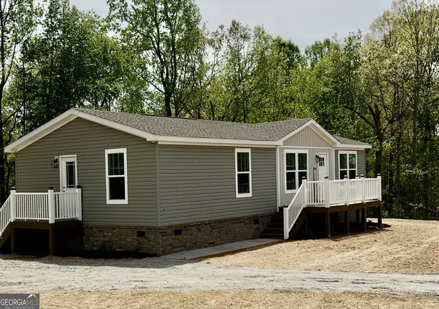 Homes for sale in Clarkesville, GA | 2820 Hollywood Church Rd, Clarkesville, GA 30523 | MLS# 10731414