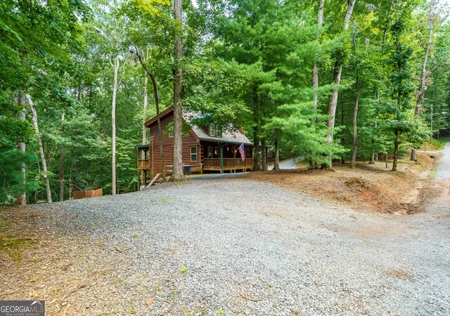 Photo 3 of Single family home for sale at 114 Rockingham Wy, Ellijay, GA 30540 | MLS# 10826405 | Listing updated on 2026-08-31