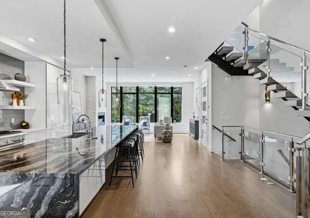 Photo 3 of Townhouse for sale at 914 Lenox Blvd Ne, Atlanta, GA 30324 | MLS# 10826568 | Listing updated on 2026-10-05