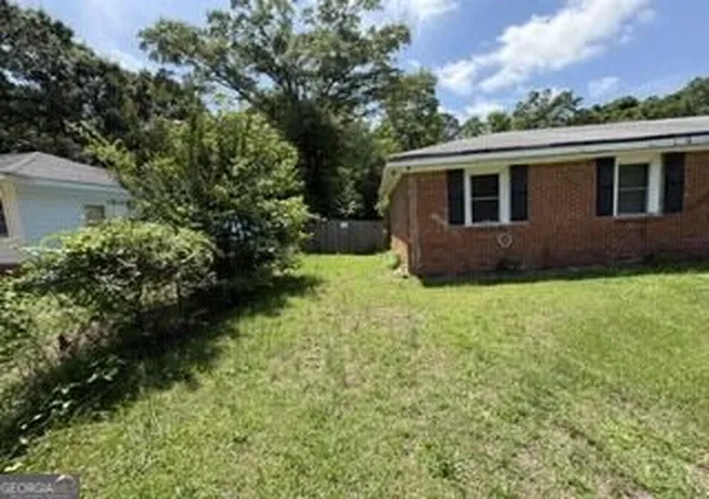 2nd image of 1835 Granade Rd Sw, Conyers, GA 30094 | MLS# 10827501