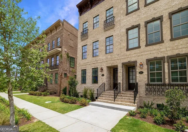 Photo 4 of Townhouse for sale at 357 Chatooga Ln, Savannah, GA 31401 | MLS# 10787916 | Listing updated on 2026-10-08