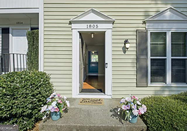 3rd image of 1805 Queen Anne Ct, Atlanta, GA 30350 | MLS# 10797822