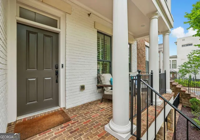 Photo 3 of Townhouse for sale at 305 Cricket Ln, Alpharetta, GA 30009 | MLS# 10788591 | Listing updated on 2026-09-16