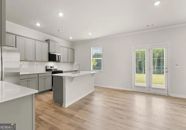 Photo 3 of Single family home for sale at 326 Grandview Dr, Dawsonville, GA 30534 | MLS# 10814580 | Listing updated on 2026-10-08