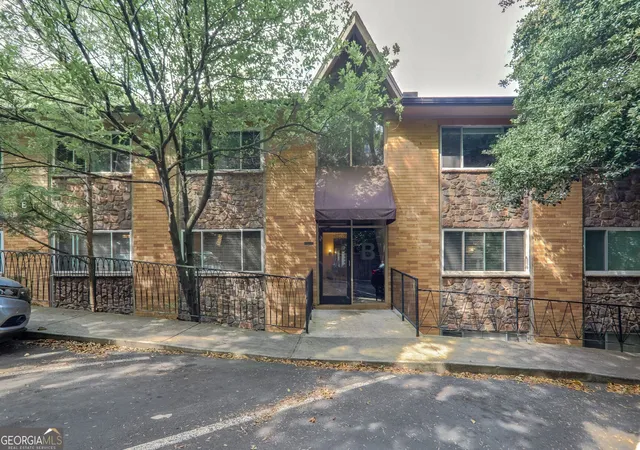 Condo for sale at 115 Biscayne Dr Nw #APT B 3, Atlanta, GA 30309 | MLS# 10396831 | Listing updated on 2024-11-01