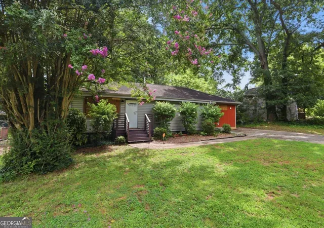 Photo 3 of Single family home for sale at 1996 Meadow Ln, Decatur, GA 30032 | MLS# 10820012 | Listing updated on 2026-09-19