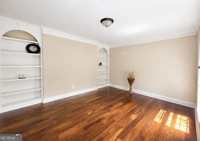 Photo 2 of Single family home for sale at 5514 Mossy View Dr, Douglasville, GA 30135 | MLS# 10832903 | Listing updated on 2026-09-21