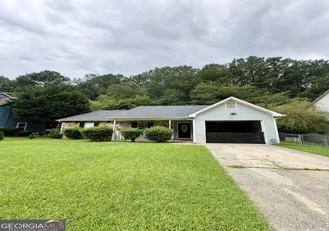 2nd image of 7651 Antebellum Ln, Riverdale, GA 30274 | MLS# 10813672