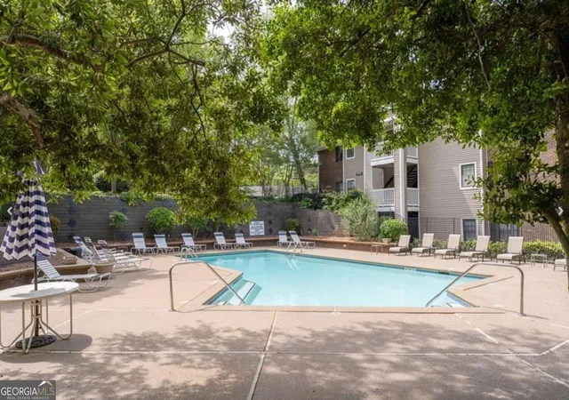 Photo 22 of Condo for sale at 501 Barrington Hills Dr, Sandy Springs, GA 30350 | MLS# 10612954 | Listing updated on 2025-10-10