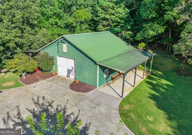 Photo 4 of Single family home for sale at 5846 Conner Rd, Flowery Branch, GA 30542 | MLS# 10828997 | Listing updated on 2026-09-02