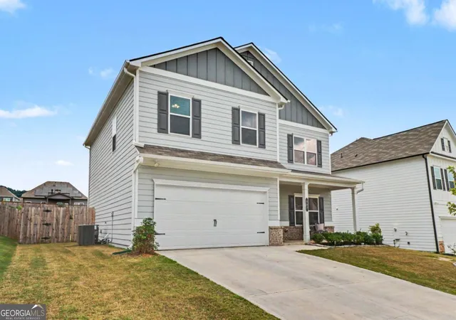Photo 3 of Single family home for sale at 407 Sierra Pt Sw, Cartersville, GA 30120 | MLS# 10824988 | Listing updated on 2026-09-17