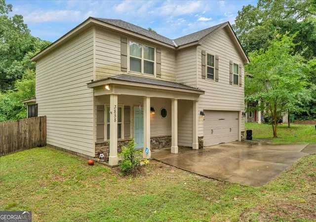 Photo 2 of Single family home for sale at 3858 Fortson Ln, Columbus, GA 31909 | MLS# 10833138 | Listing updated on 2026-08-26