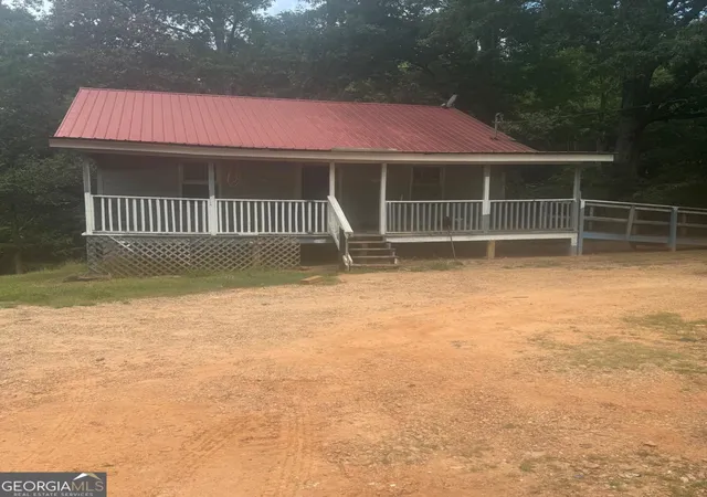 Photo 3 of Single family home for sale at 2398 James Springs Rd, Danielsville, GA 30633 | MLS# 10816119 | Listing updated on 2026-08-13