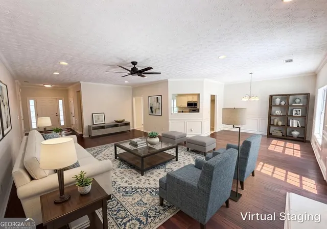 2nd image of 1240 Platinum Dr, Hoschton, GA 30548 | MLS# 10798362
