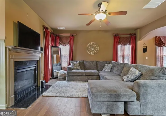 4th image of 1951 Bay Beauty Ln Sw, Austell, GA 30106 | MLS# 10774159