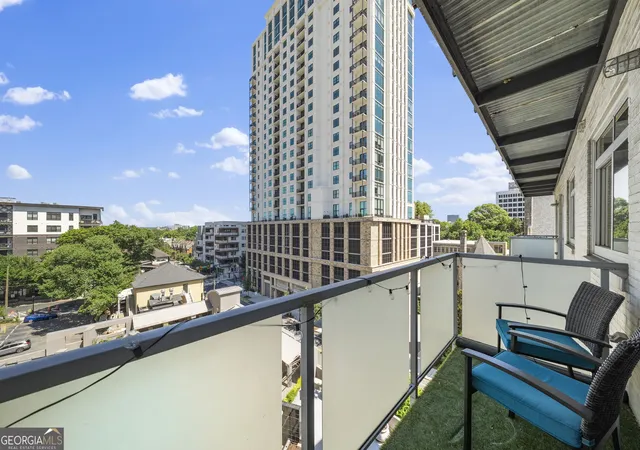 Photo 2 of Condo for sale at 805 Peachtree St Ne #521, Atlanta, GA 30308 | MLS# 10779425 | Listing updated on 2026-09-19