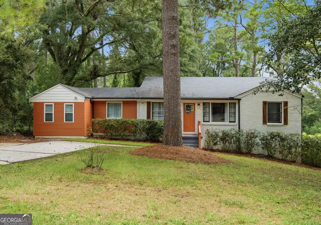 Photo 1 of Single family home for sale at 1402 Midlawn Dr, Decatur, GA 30032 | MLS# 10822705 | Listing updated on 2026-09-01