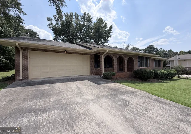 Photo 3 of Single family home for sale at 2305 Village Dr, Covington, GA 30016 | MLS# 10835559 | Listing updated on 2026-09-29