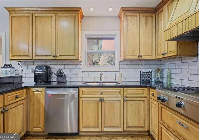 Photo 4 of Single family home for sale at 1665 Cunningham Rd SW, Marietta, GA 30008 | MLS# 10710104 | Listing updated on 2026-07-13