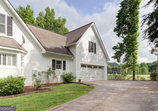 41st image of 103 Shady Ln, Cumming, GA 30040 | MLS# 10773375