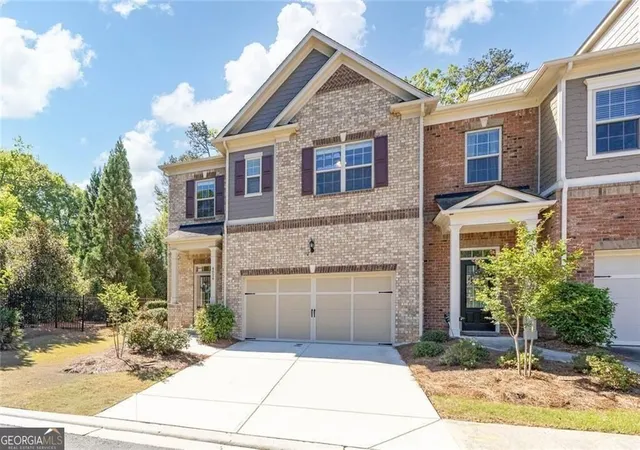 Photo 2 of Townhouse for sale at 4824 Blue Elm Ln Se #UNIT 1, Smyrna, GA 30080 | MLS# 10833000 | Listing updated on 2026-10-09