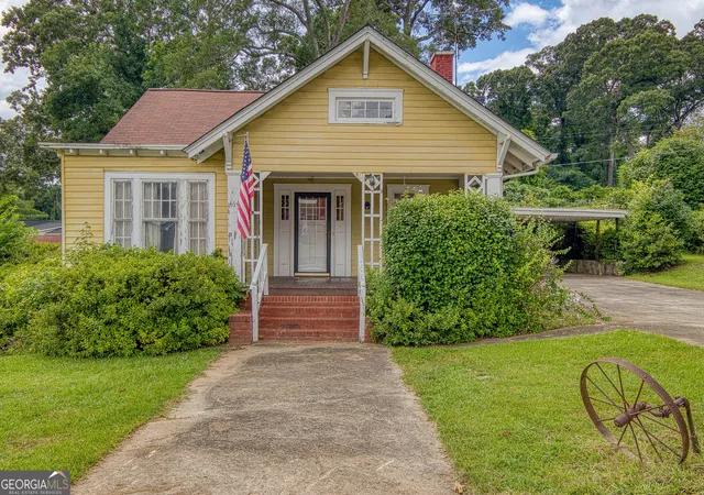 1st image of 464 Sargent Main St, Newnan, GA 30263 | MLS# 10809933