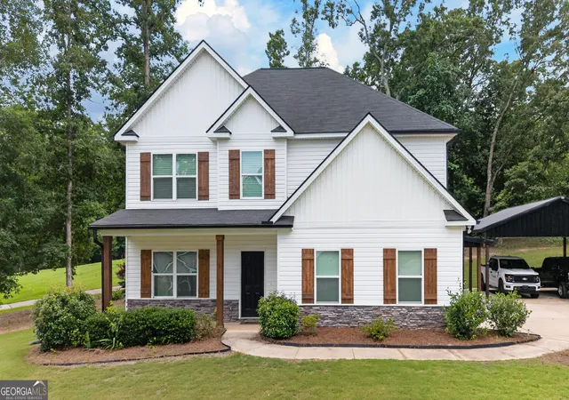 Photo 3 of Single family home for sale at 207 Dixon Cir, Williamson, GA 30292 | MLS# 10831174 | Listing updated on 2026-09-05