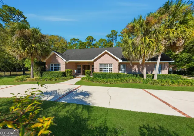 Photo 1 of Single family home for sale at 855 Misty Harbor Blvd, Woodbine, GA 31569 | MLS# 10647597 | Listing updated on 2026-01-14