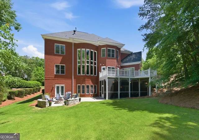 Photo 2 of Mansion for sale at 348 Aviemore Ln, Suwanee, GA 30024 | MLS# 10832962 | Listing updated on 2026-09-12