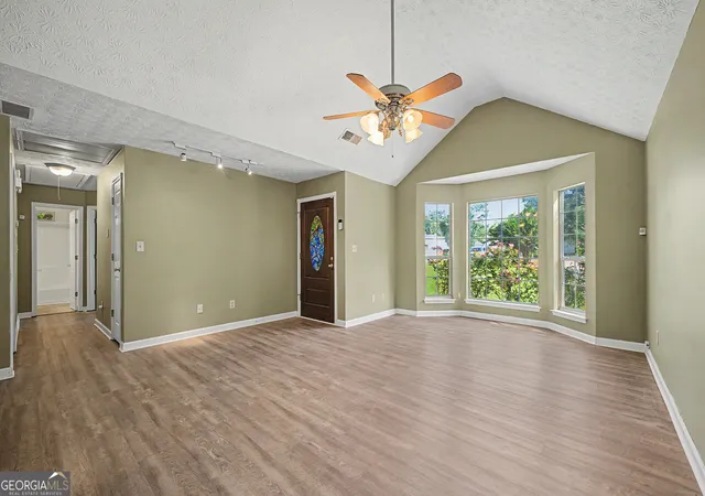 Photo 3 of Single family home for sale at 204 Spring Cir, Stockbridge, GA 30281 | MLS# 10836276 | Listing updated on 2026-10-10