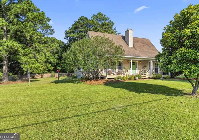 4th image of 320 Locust Rd, Locust Grove, GA 30248 | MLS# 10800324