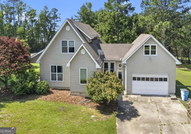 5th image of 320 Locust Rd, Locust Grove, GA 30248 | MLS# 10800324