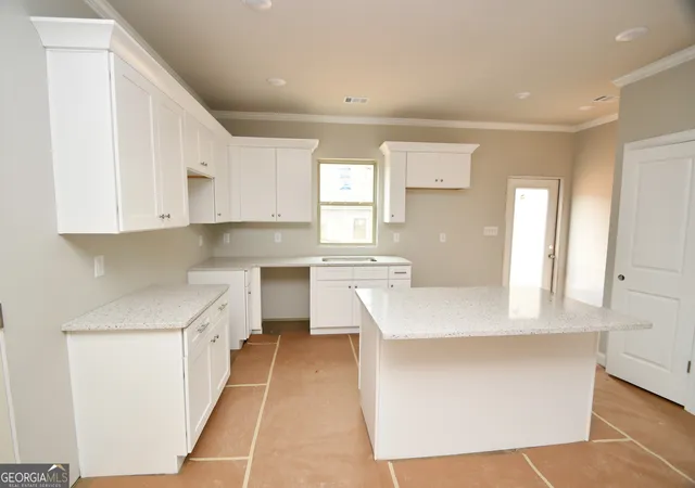 Photo 2 of Sale Pending at 235 Timsbury Dr, Athens, GA 30607 | MLS# 10646005 | Listing updated on 2026-04-24