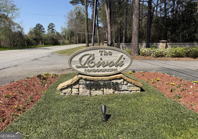 Photo 2 of Sale Pending at 4935 Rivoli Dr #F, Macon, GA 31210 | MLS# 10820391 | Listing updated on 2026-09-16