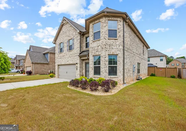 Photo 4 of Single family home for sale at 324 Denton Way, Hampton, GA 30228 | MLS# 10741634 | Listing updated on 2026-09-13