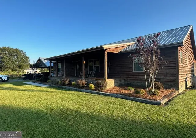 Homes for sale in Glennville, GA | 5311 Loves Chapel Rd, Glennville, GA 30427 | MLS# 10763167