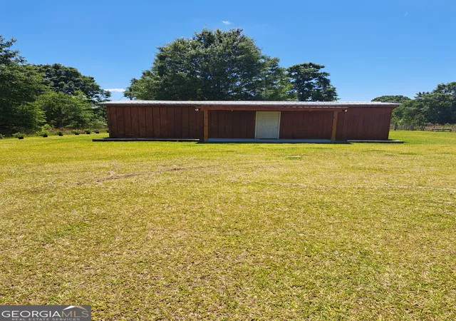 Homes for sale in Glennville, GA | 5311 Loves Chapel Rd, Glennville, GA 30427 | MLS# 10763167