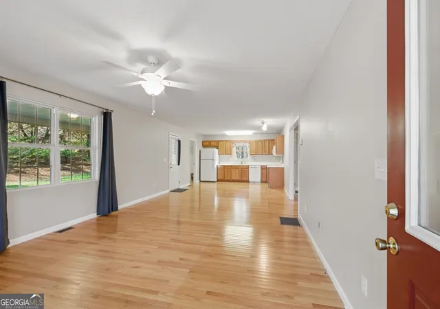 3rd image of 218 Eden Woods, Clarkesville, GA 30523 | MLS# 10807418