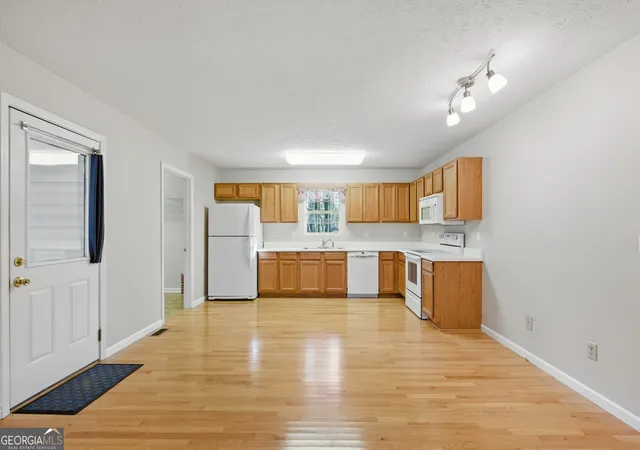 5th image of 218 Eden Woods, Clarkesville, GA 30523 | MLS# 10807418