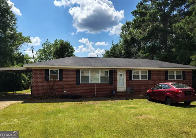 Photo 1 of Single family home for sale at 205 Grace St, Colquitt, GA 39837 | MLS# 10796396 | Listing updated on 2026-09-28