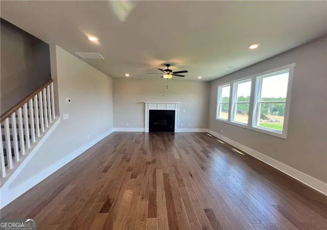 Photo 4 of Single family home for sale at 321 Willow Cvs, Canton, GA 30114 | MLS# 10788828 | Listing updated on 2026-07-02