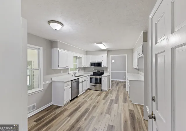 2nd image of 91 Bentridge Ct, Lawrenceville, GA 30043 | MLS# 10825868