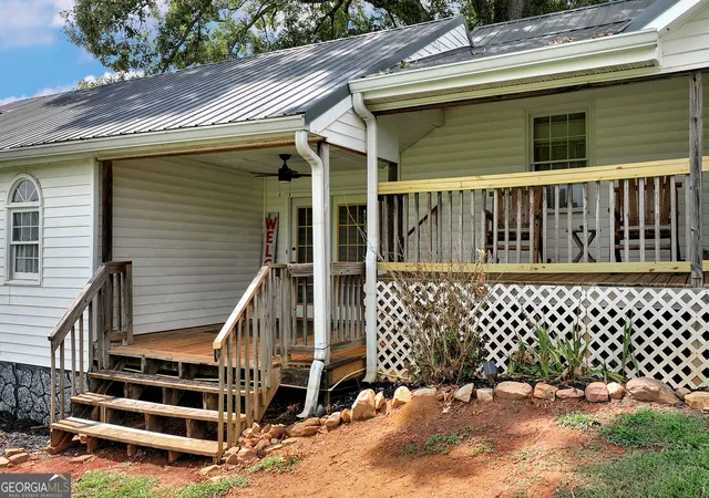 3rd image of 6009 Holly Springs Rd, Pendergrass, GA 30567 | MLS# 10810846