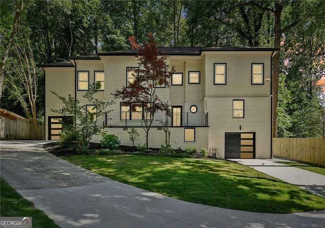 Photo 2 of Single family home for sale at 2423 Melinda Dr Ne, Atlanta, GA 30345 | MLS# 10799608 | Listing updated on 2026-09-01